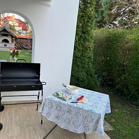 Holiday home Bajusz-otthon *