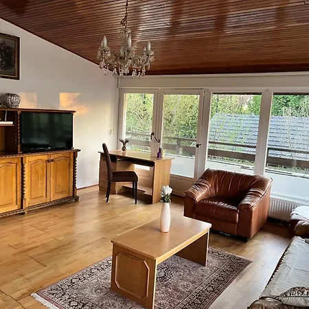 Bajusz-otthon Holiday home *